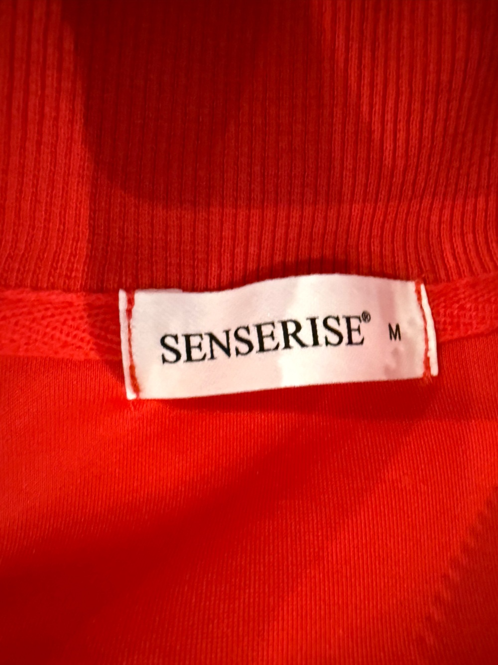 long sleeve romper with open back size medium like new condition - Picture 5 of 5